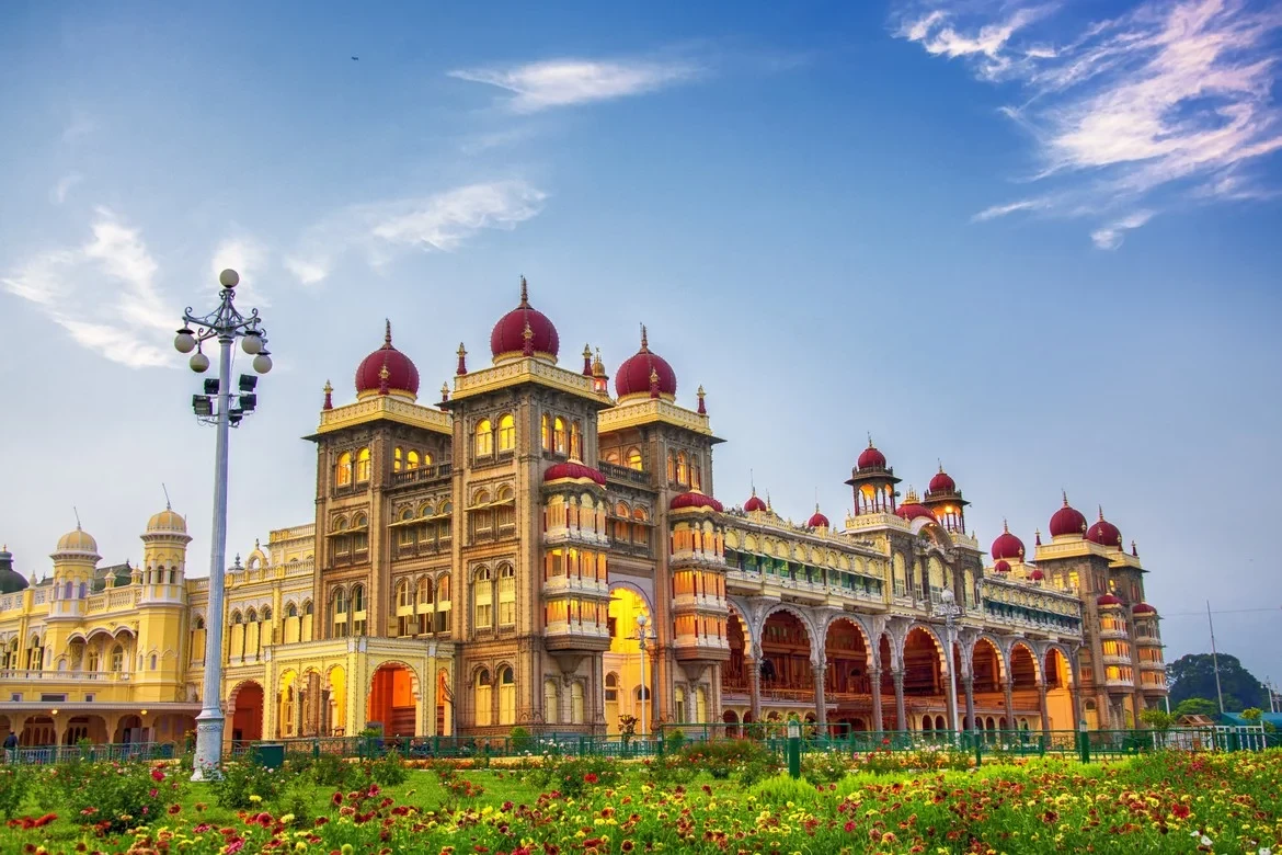 4 Nights 5 Days Bangalore Tour